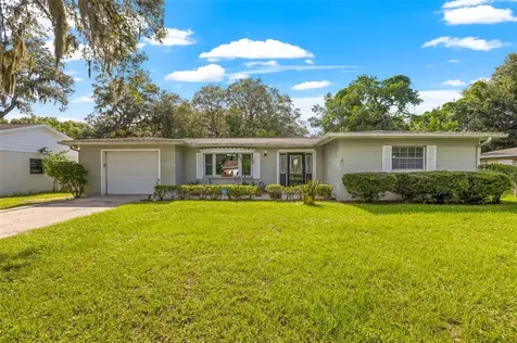 7816 N Whittier Street Tampa FL 33617
