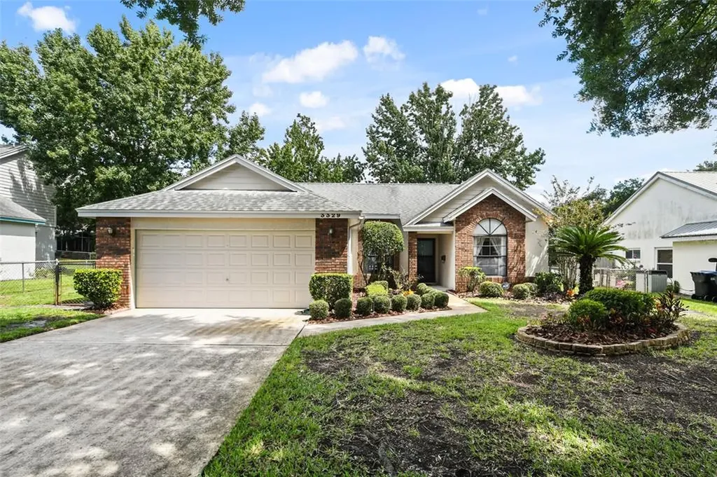3329 Hillmont Circle Orlando FL 32817
