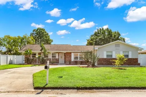 3921 W Eden Roc Circle Tampa FL 33634