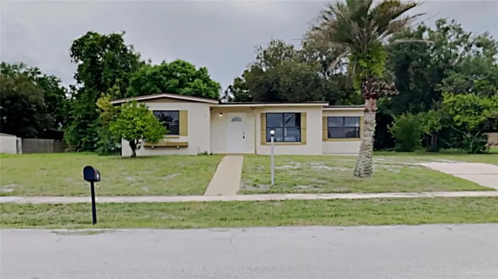 2671 Glade Lane Deltona FL 32738