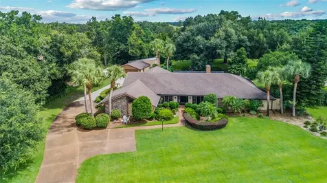1965 Sussex Drive Mount Dora FL 32757