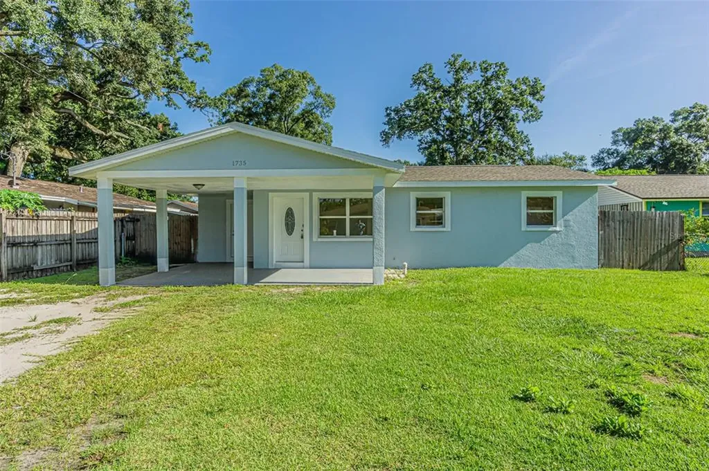 1735 W Comanche Avenue Tampa FL 33603