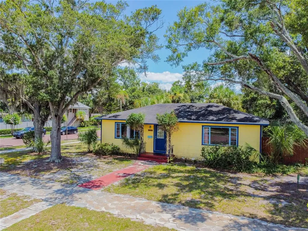 4500 Dartmouth Avenue N St Petersburg FL 33713