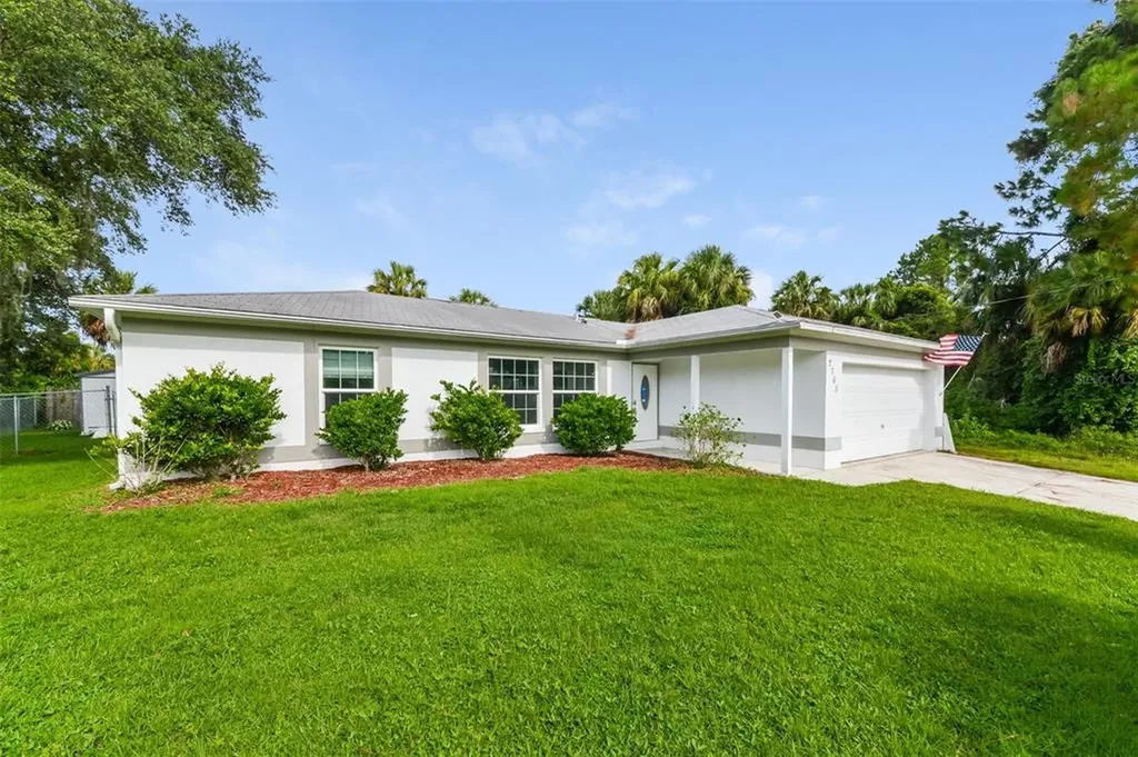2765 Upland Street North Port FL 34286