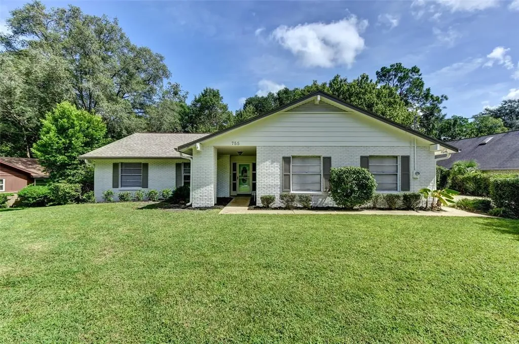 755 Lincoln Road Deland FL 32724