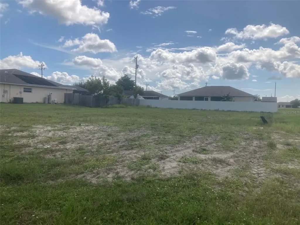 2919 NW 6th Place Cape Coral FL 33993