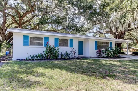 2058 Poinsetta Avenue Clearwater FL 33755