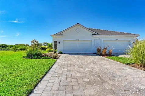 7573 Campus Cove Sarasota FL 34243