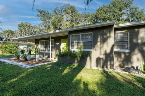 610 E River Drive Temple Terrace FL 33617