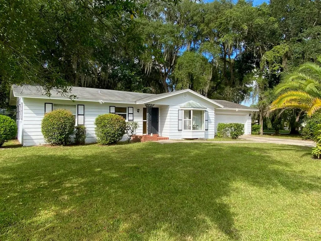 2231 Mimosa Lane Deland FL 32724