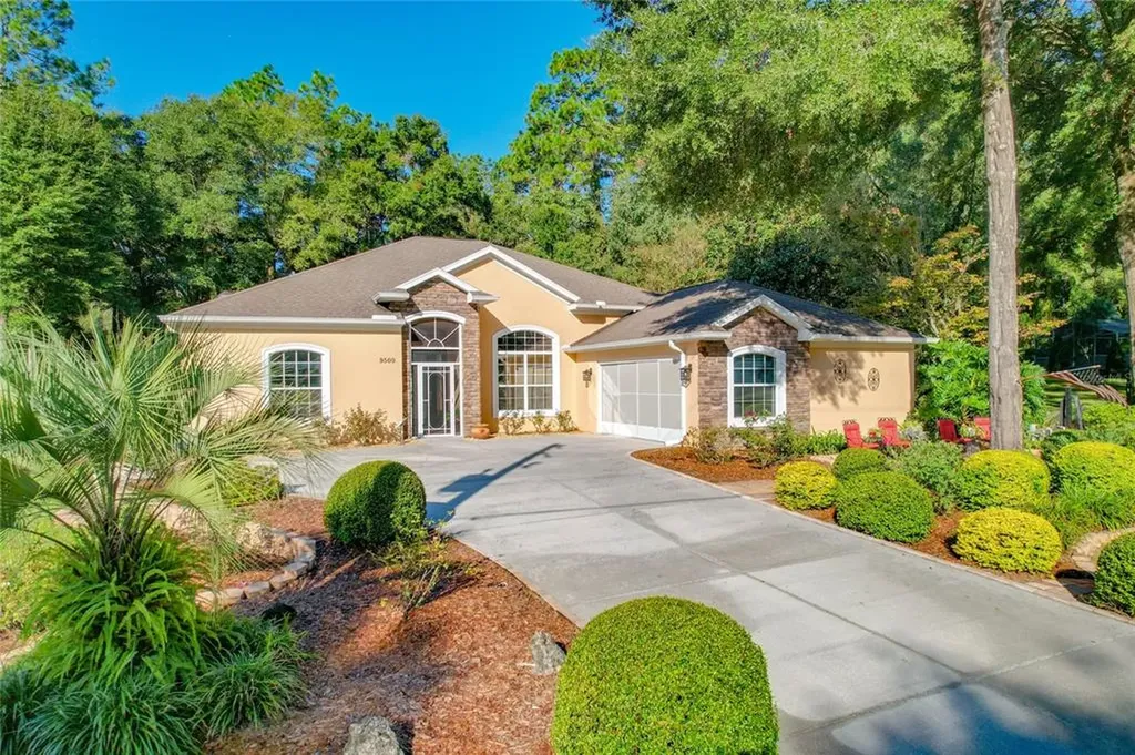 9500 SW 192nd Court Road Dunnellon FL 34432