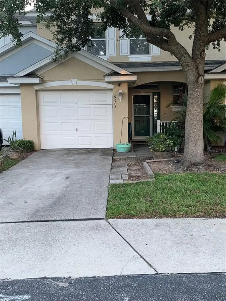 9906 Carlsdale Drive Riverview FL 33578