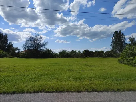 920 NE 1st Place Cape Coral FL 33909