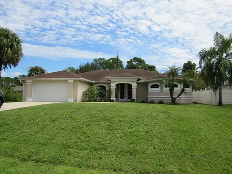 1456 Gardenside Circle North Port FL 34288