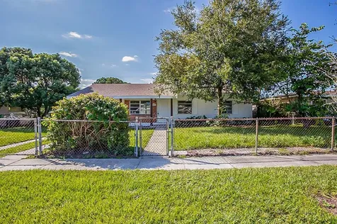 7106 Lakner Way Orlando FL 32822