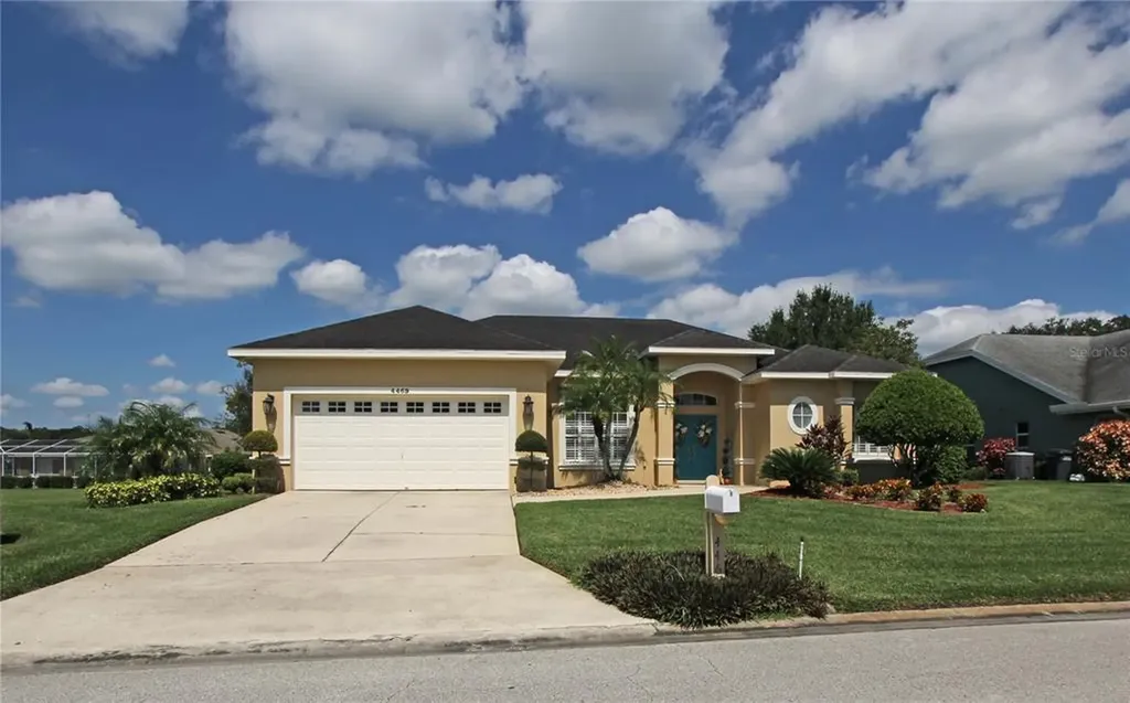 4469 Fairway Oaks Drive Mulberry FL 33860