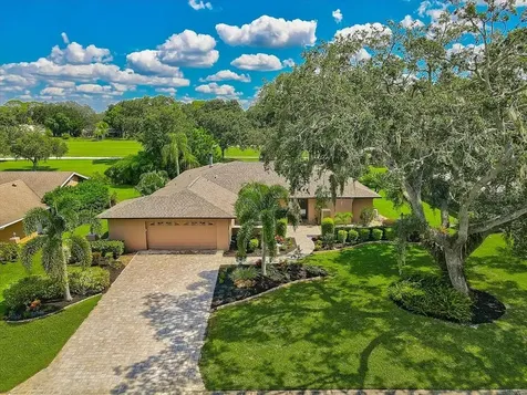 4821 Palm Aire Drive Sarasota FL 34243
