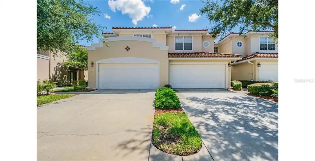 156 Valencia Circle St Petersburg FL 33716