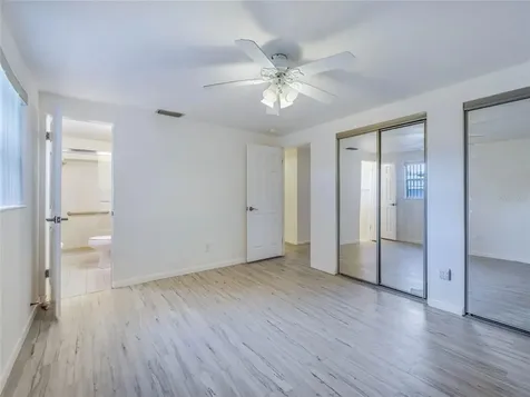 309 W Collins Avenue Bushnell FL 33513
