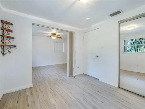 309 W Collins Avenue Bushnell FL 33513