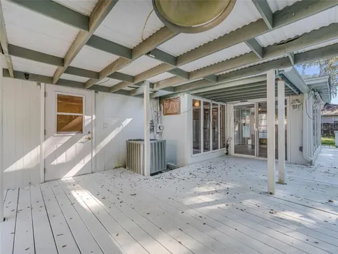 309 W Collins Avenue Bushnell FL 33513