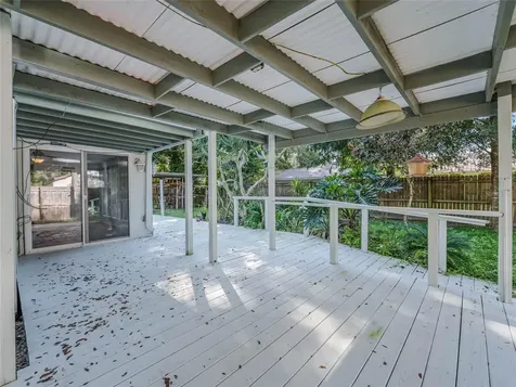 309 W Collins Avenue Bushnell FL 33513