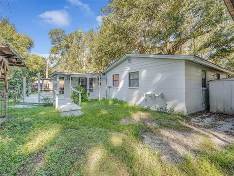 309 W Collins Avenue Bushnell FL 33513