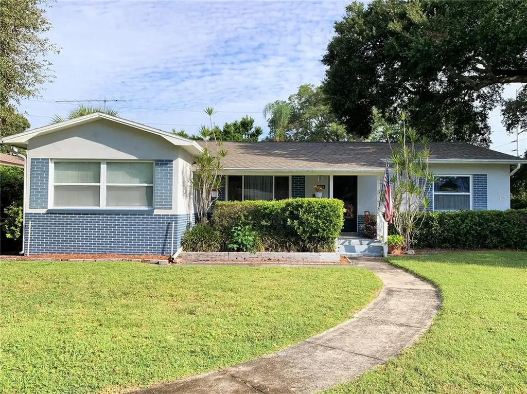 4801 11th Avenue N St Petersburg FL 33713
