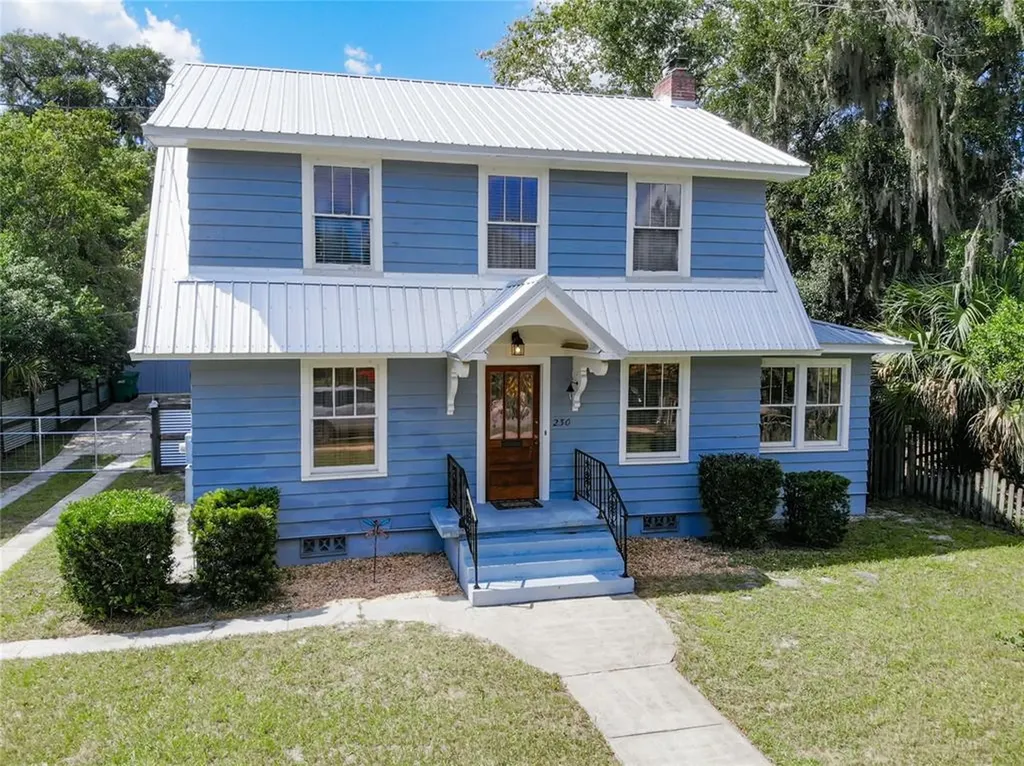 230 S Stone Street Deland FL 32720