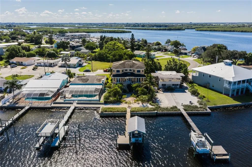 3508 W Shell Point Road Ruskin FL 33570