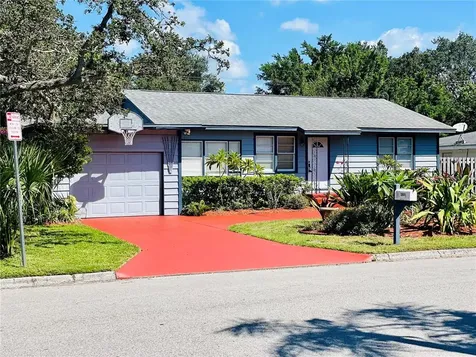 2061 Wisteria Street Sarasota FL 34239
