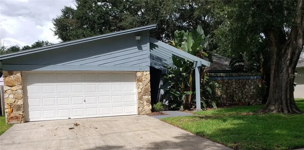 4711 Deerwalk Avenue Tampa FL 33624
