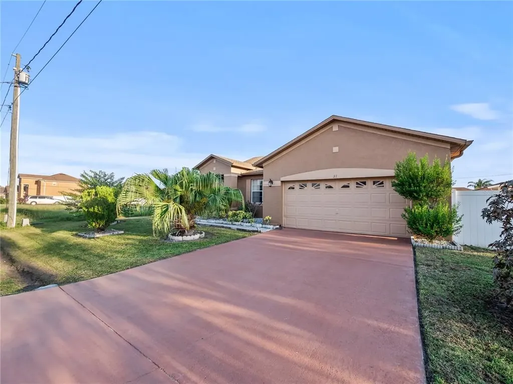 37 Catalina Court Kissimmee FL 34758