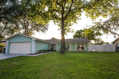 1804 Oakhurst Street Brandon FL 33511
