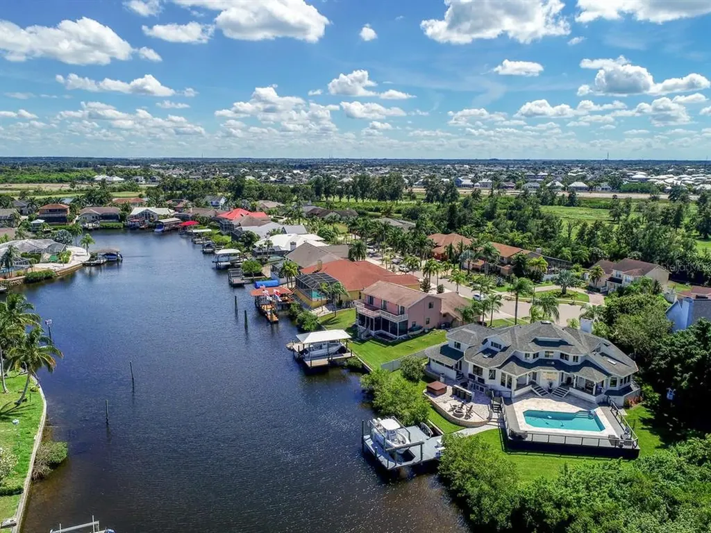 941 Bunker View Drive Apollo Beach FL 33572