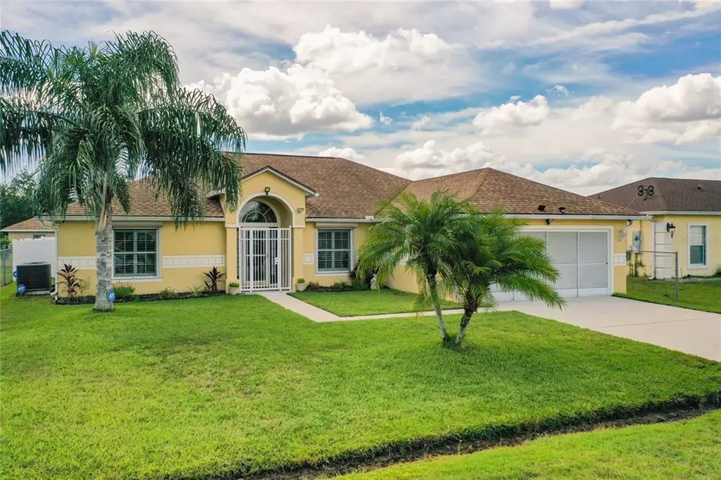 820 Franconville Court Kissimmee FL 34759