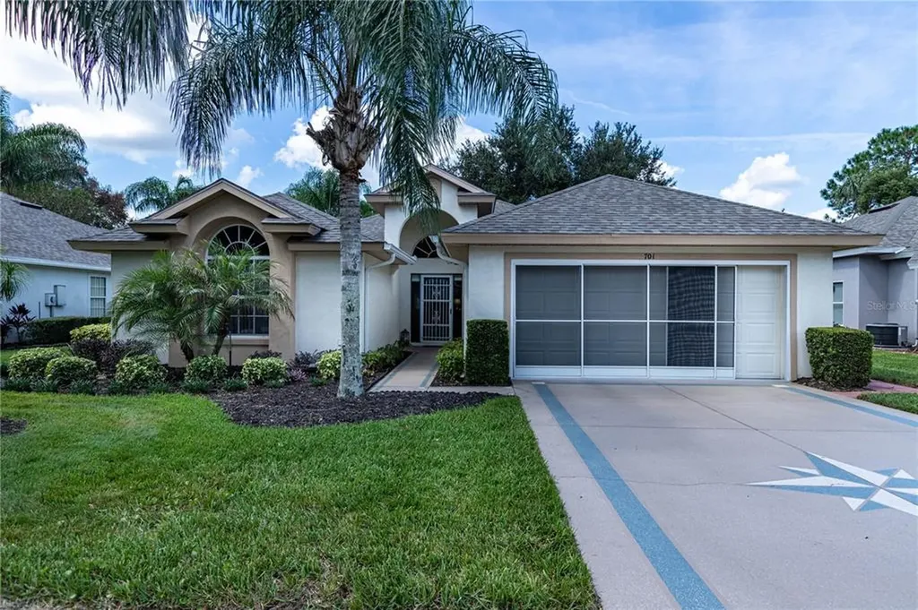 701 Juniper Way Tavares FL 32778