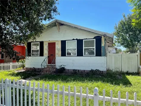 2700 14th Avenue N St Petersburg FL 33713