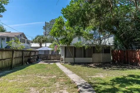 1126 Highland Street N St Petersburg FL 33701