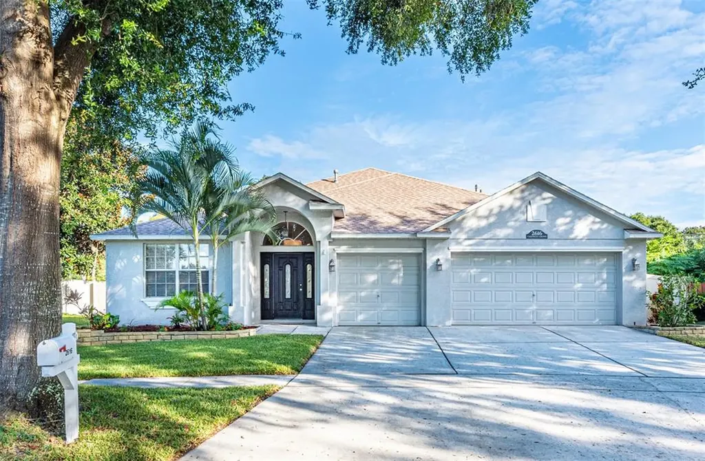 2616 Valencia Grove Drive Valrico FL 33596