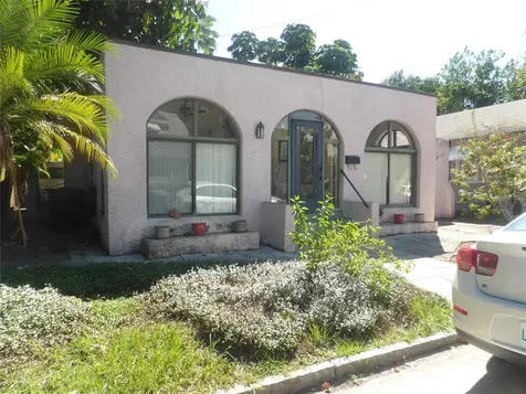 526 Kirkwood Terrace N St Petersburg FL 33701
