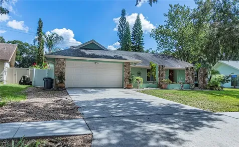 605 Green Cove Drive Brandon FL 33510