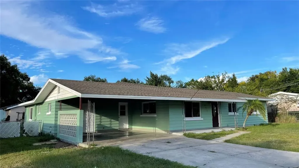 445 W Cummings Street Lake Alfred FL 33850