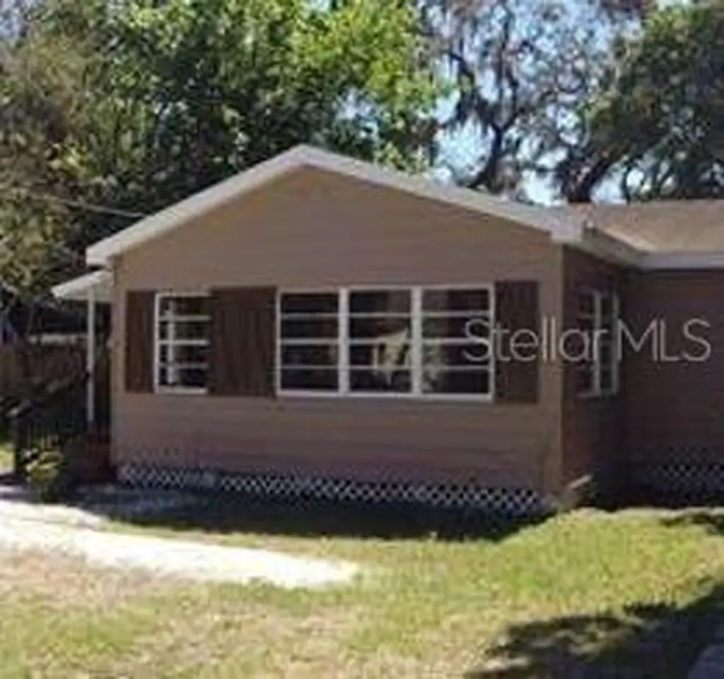 1705 E Noel Street Tampa FL 33610