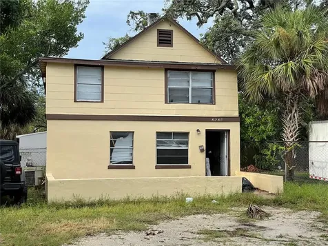 2624 13th Avenue S St Petersburg FL 33712