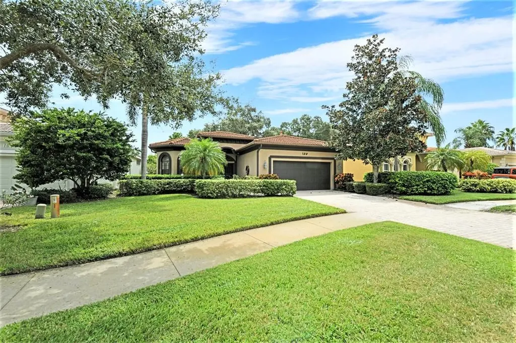 122 Rio Terra Venice FL 34285