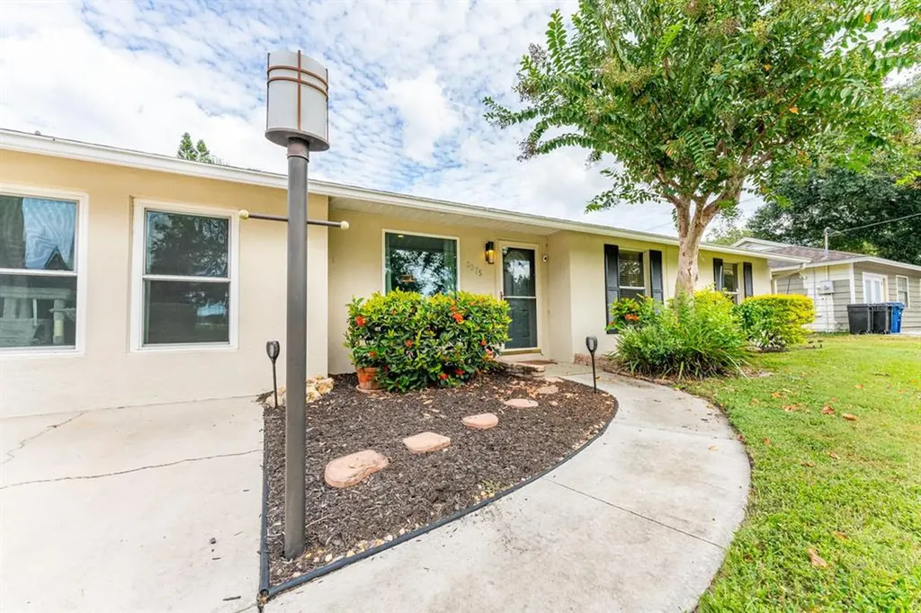 3375 Jamaica Street Sarasota FL 34231