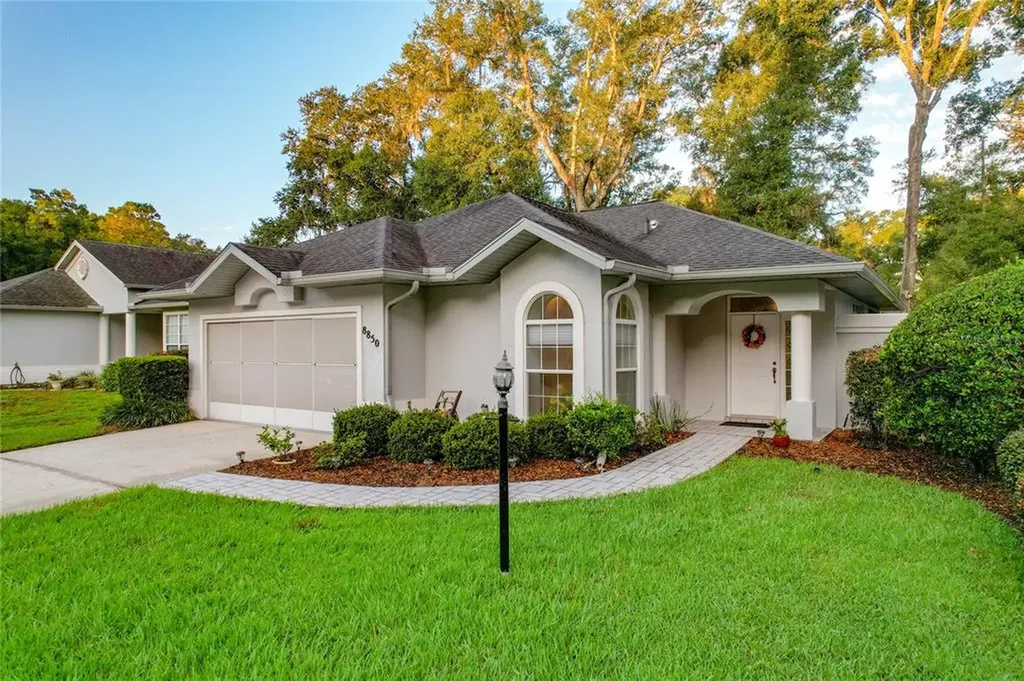 8850 SW 192nd Court Road Dunnellon FL 34432