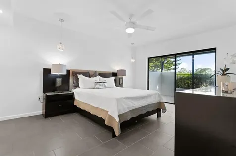 3133 Heatherwood Lane Sarasota FL 34235