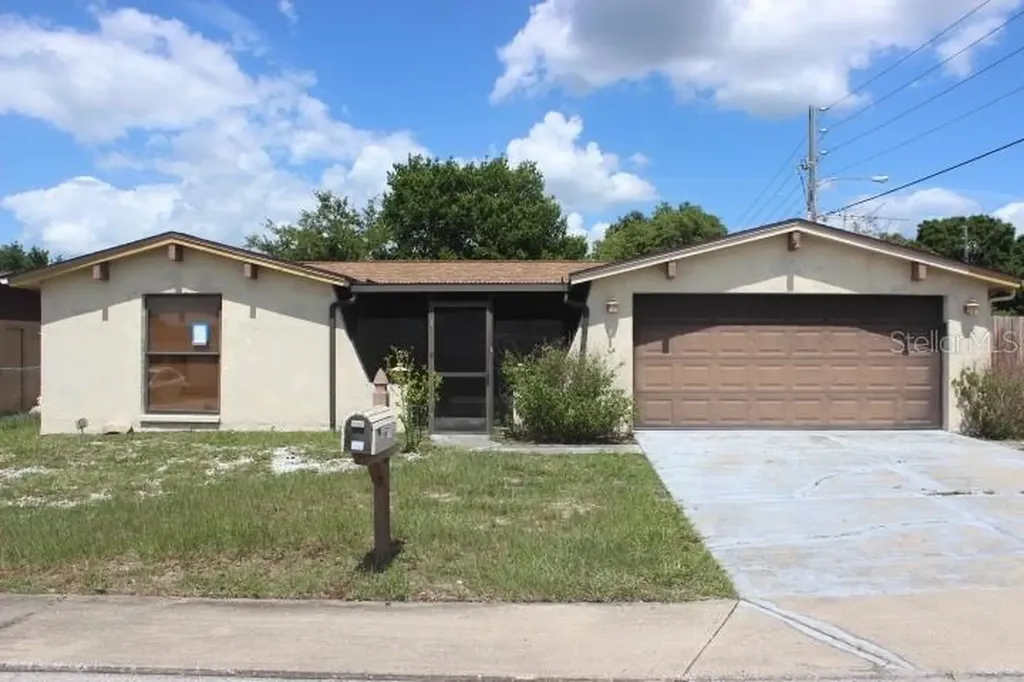 9006 Prosperity Lane Port Richey FL 34668